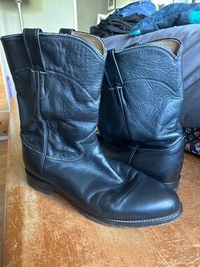 Vintage Justin Boots Black Leather Men’s Western Pull-On Boots